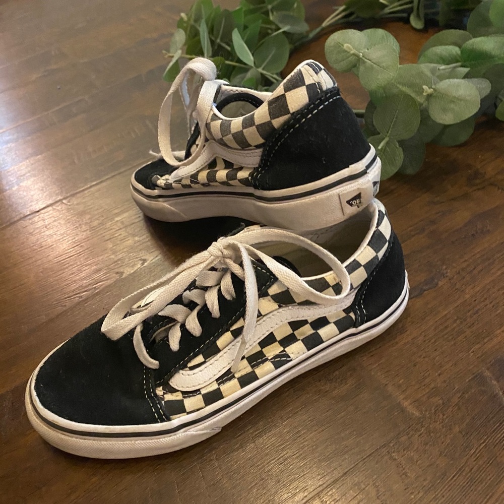 Checker Vans